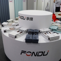 如何選擇一家好的暖氣片廠家？